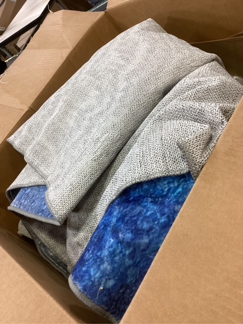 Condition photo showing Good Condition for 8x10 Area Rugs for Living Room, Ultra Soft Faux Wool Washable Area Rug Non Slip&Non-Shedding Low Pile Rug Indoor Large Carpets for Living Room Bedroom Dining Room Office Decor - Blue Blue 8' x 10' (Rectangular)