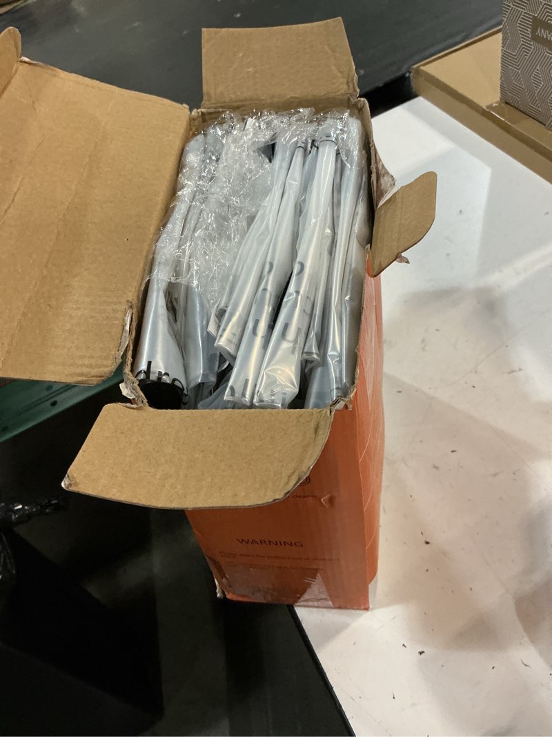 Condition photo showing Good Condition for gongshi vacuum storage bags, space saver seal bags for clothing, travel luggage,blankets, comforters, pillows, clothes storage.12 jumbo