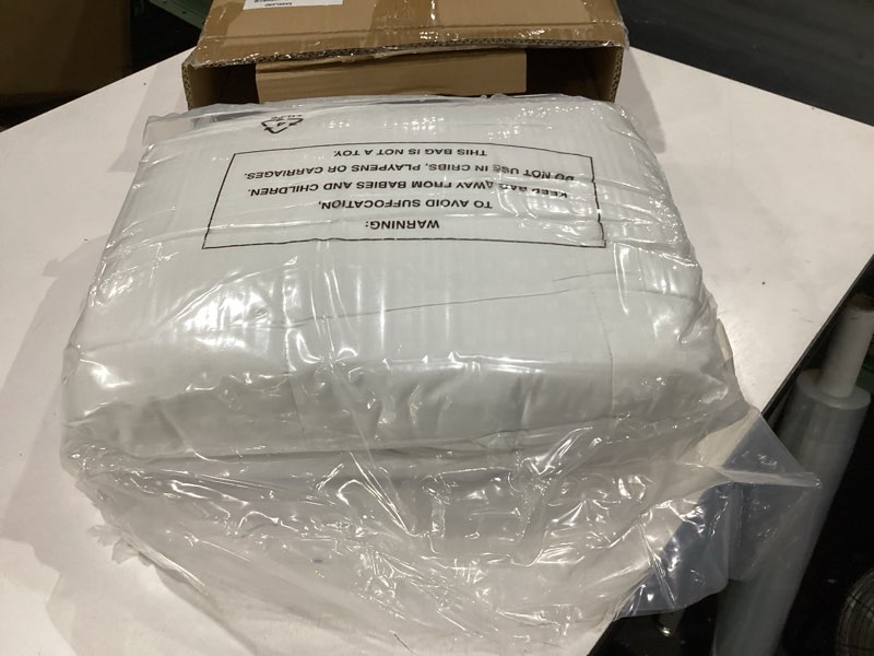Condition photo showing New/Like New for easeland twin xl mattress pad pillow top quilted fitted mattress cover/protector extra long cotton top 8-21" deep pocket cooling mattress topper (39x80 inches, white) white twin xl