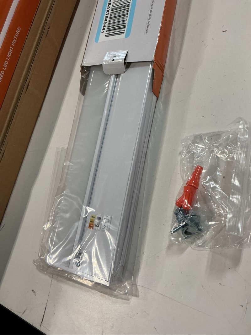 Condition photo showing Good Condition for 24 Inch LED Under Cabinet Lighting, Hardwired & Plug in, Linkable, Dimmable, 3CCT Selectable Kitchen Cabinet Light, CRI93 24 Inches