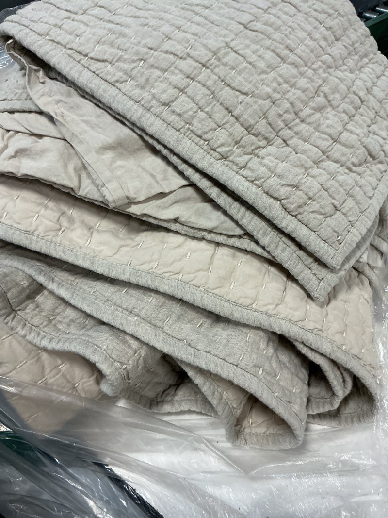 Condition photo showing Good Condition for european linen cotton stitch quilt set, king/cal king, natural