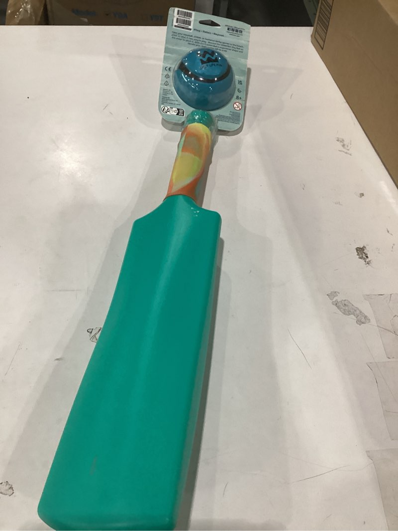 Condition photo showing Good Condition for mini cracket bat waboba