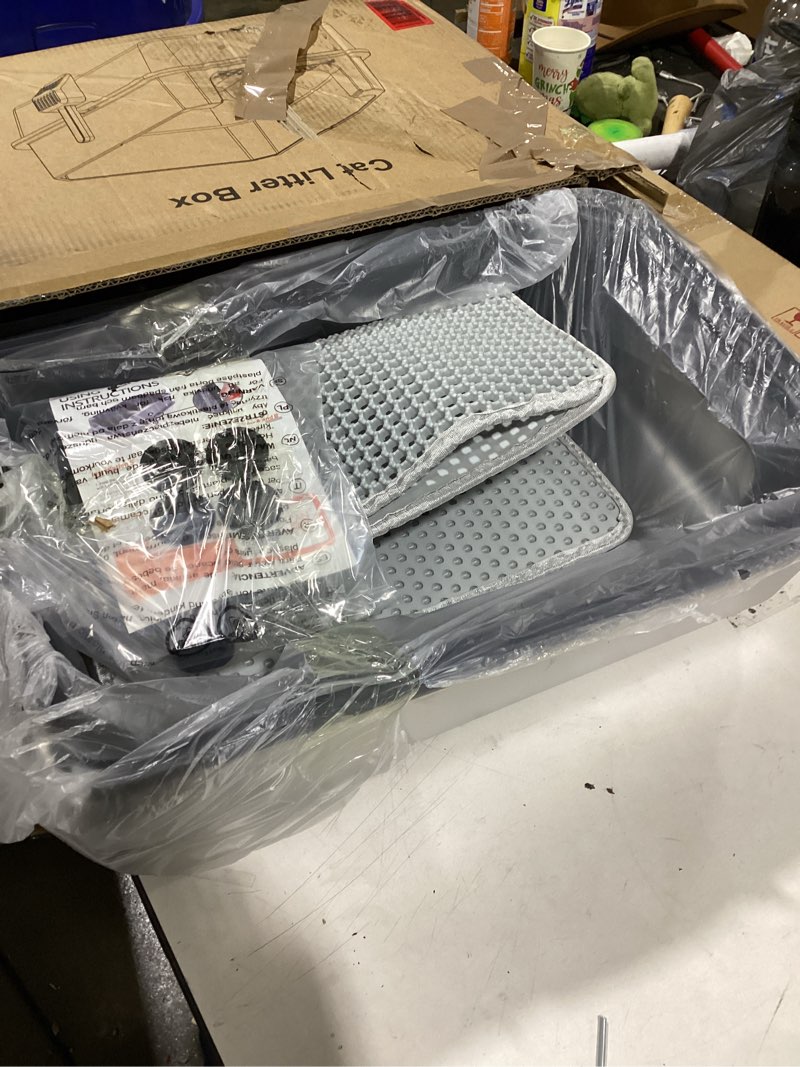 Condition photo showing New/Like New for Stainless Steel Litter Box, Extra Large Litter Boxes for Big Cats, XLarge Metal Cat Litter Box with Lid, Anti-Urine Leakage XL Box with High Sides, Easy Clean, Non-Sticky, Scoop Included