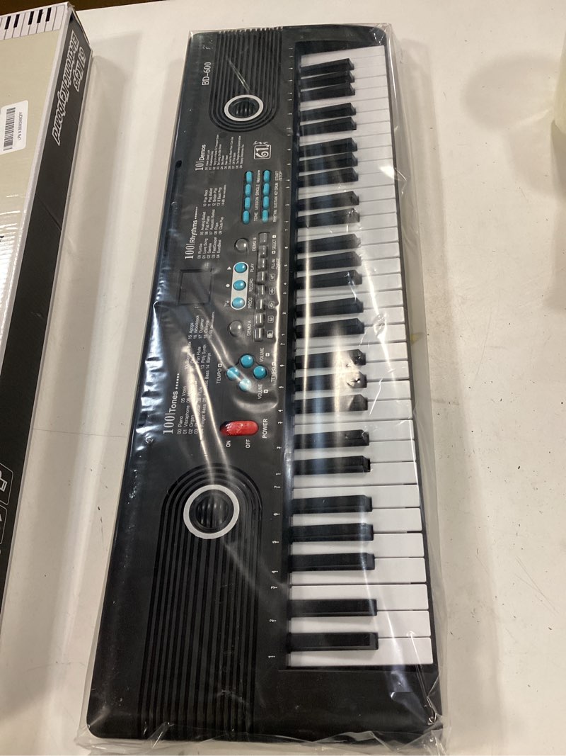 Condition photo showing Good Condition for 61 keys piano keyboard, Electronic Digital Piano with Built-In Speaker Microphone, Portable Keyboard Gift Teaching for Beginners, electric piano for kids, Birthday Gift for Children