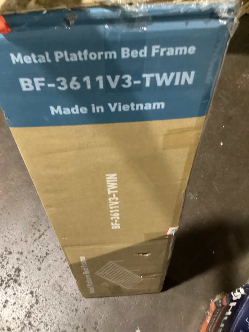 https://lotting-media.assets.bidfta.com/lotting_8869e60f-fab6-4eb0-b901-280e07d5cd1e