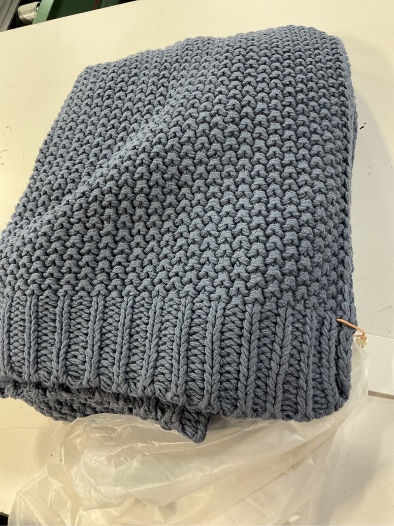 Condition photo showing New/Like New for  quince  cotton fisherman throw mineral 50”x60”  