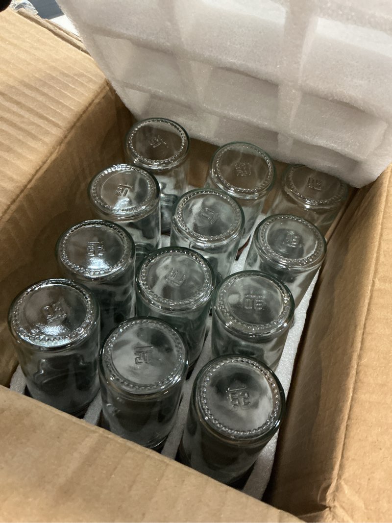 Condition photo showing Good Condition for vibratite 12 pack spice jars with acacia lids, 4 oz round glass jars spice containers set with labels, pen, funnel, seasoning storage bottles with shaker lids for rack, cabinet, drawer