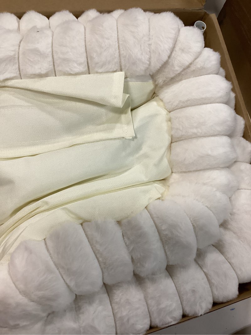 Condition photo showing New/Like New for zakkart snugcloud foldable cat window perch - cordless, ultra soft machine washable bed with 4-sided bolster, metal frame - window hammock for large cats and kittens (cream white, medium)