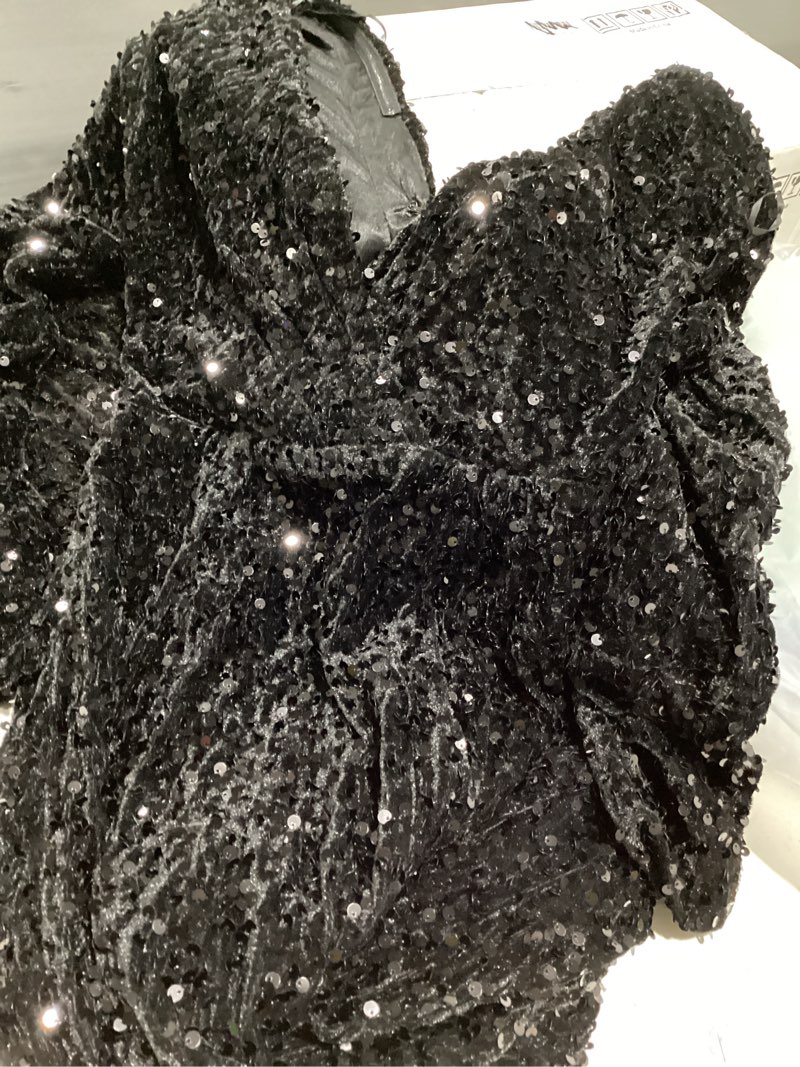 Condition photo showing Good Condition for Ever-Pretty Women Sequin Evening Dress Long Sleeve Side Split Evening Gowns 0824 (Size S)