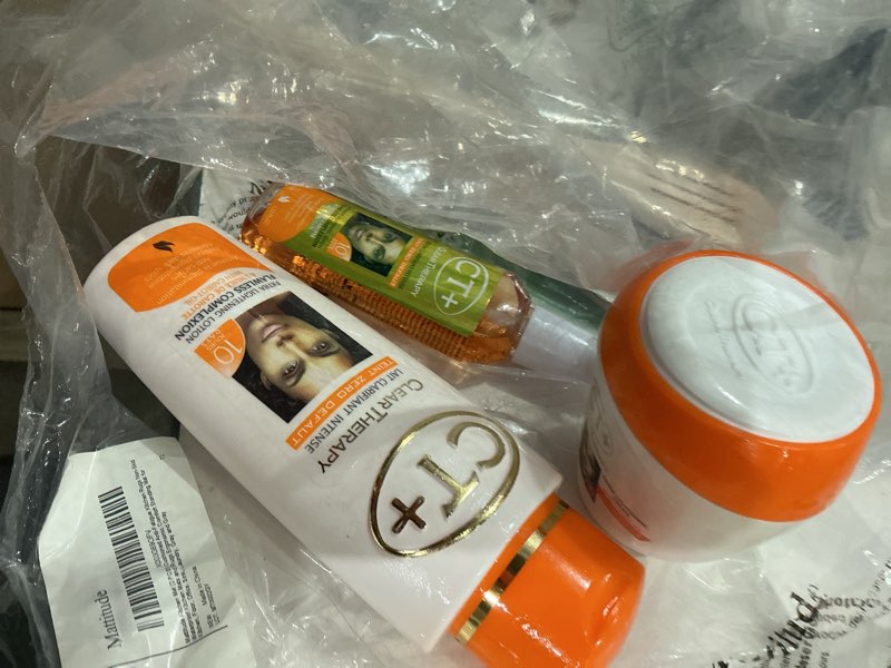 Condition photo showing As Is for ct+ clear therapy extra lightening lotion with carrot oil 250ml