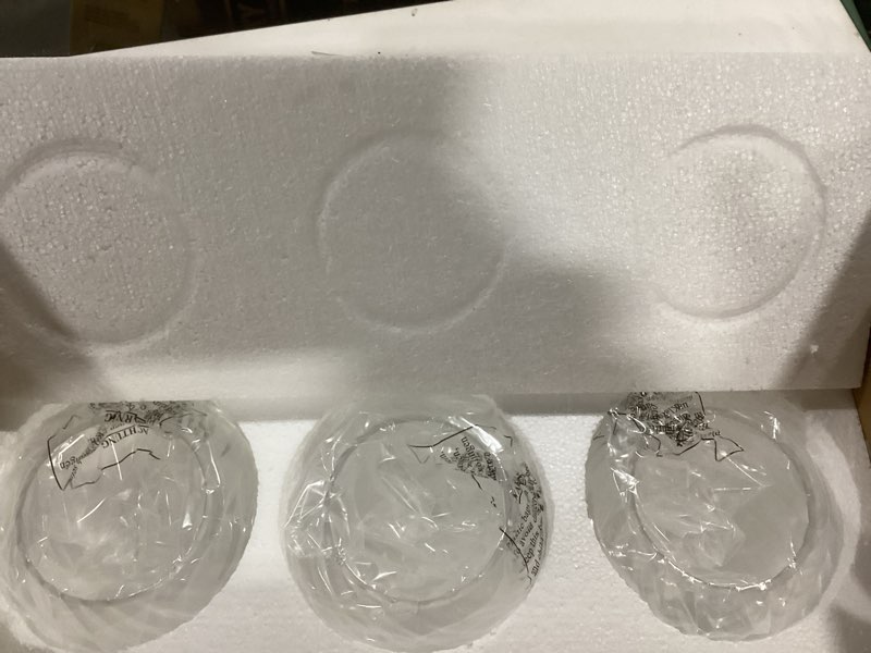 Condition photo showing Good Condition for 3 Pcs Clear Ripple Fitter Opening Lighting Fixture Globe Replacements, E26 Base 1-5/8 Inch Fitter, Globe Cover for Ceiling Wall Fixtures Lamp Posts or Streetlights Clear 5.9 inches