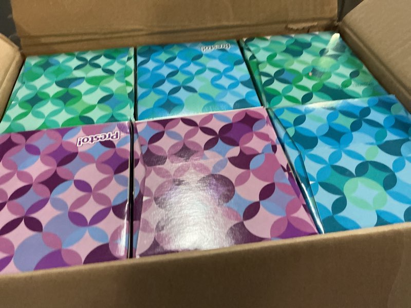 Condition photo showing New/Like New for Amazon Brand - Presto! Ultra-Soft 3-Ply Premium Facial Tissues, 1188 Count (18 Packs of 66), (Packaging May Vary) 66 Count (Pack of 18)