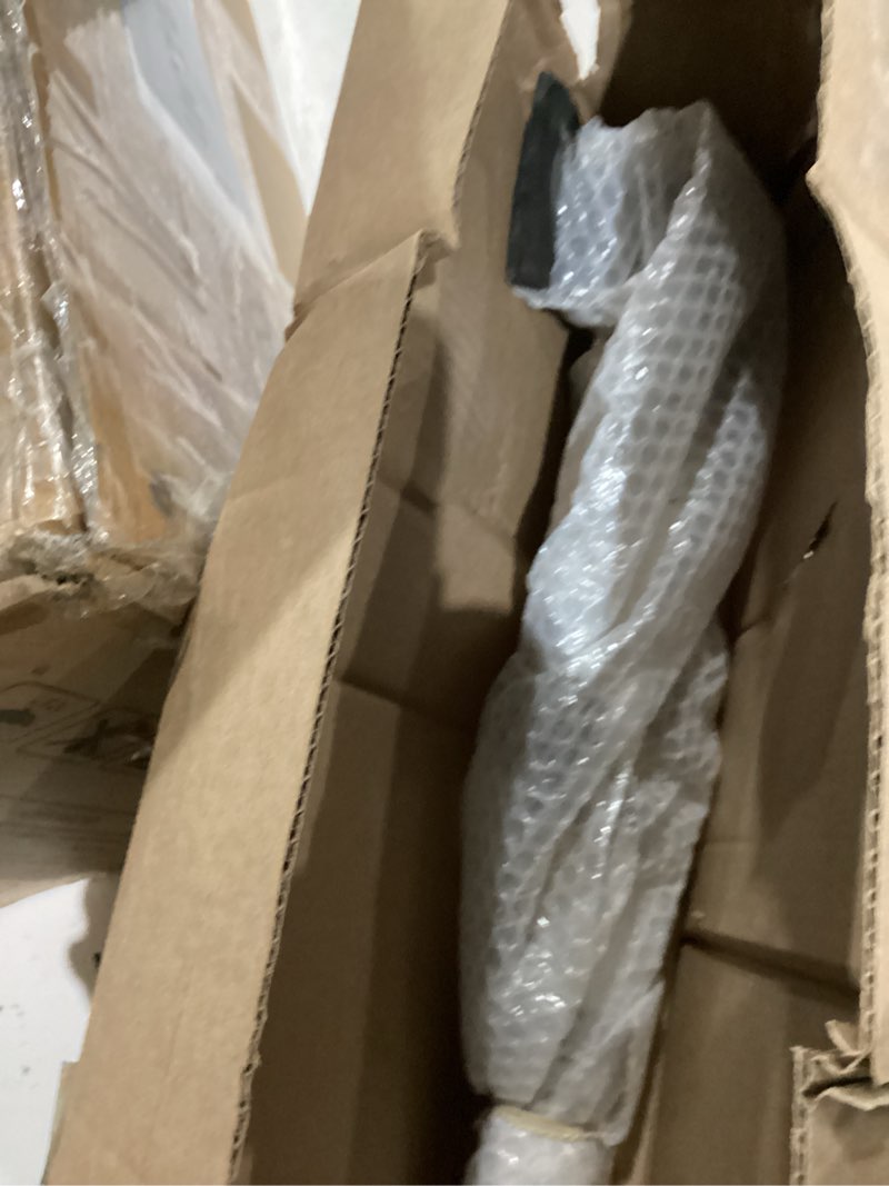 Condition photo showing Good Condition for PRANDI Axe with Splitting Wedge 4.41lb - Hickory Handle 31.52in - Ideal for Firewood, Splitting, and Chopping - Made in Italy