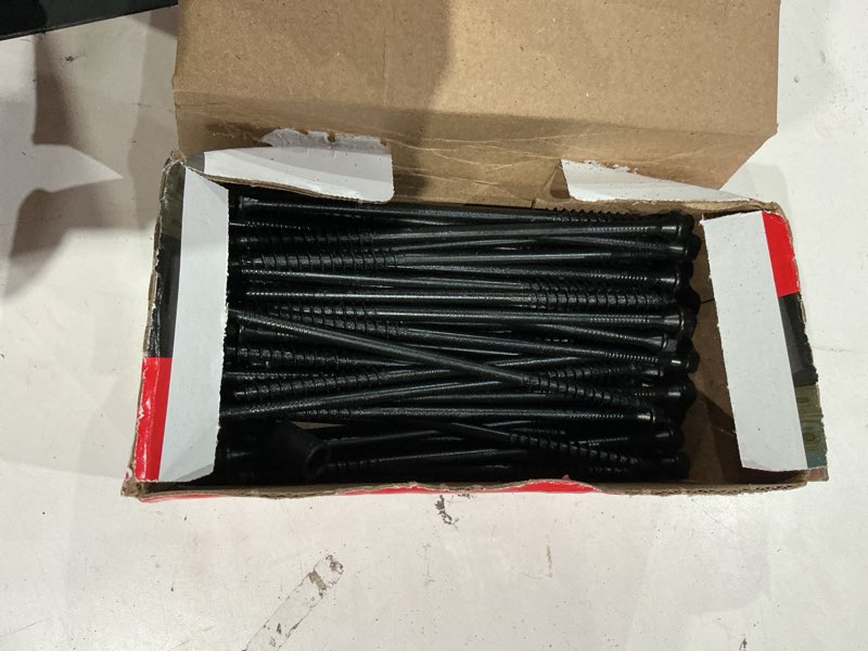 Condition photo showing Good Condition for incomplete  fastenmaster timberlok no. 10 x 6 in. l hex epoxy coarse wood screws 50 pk