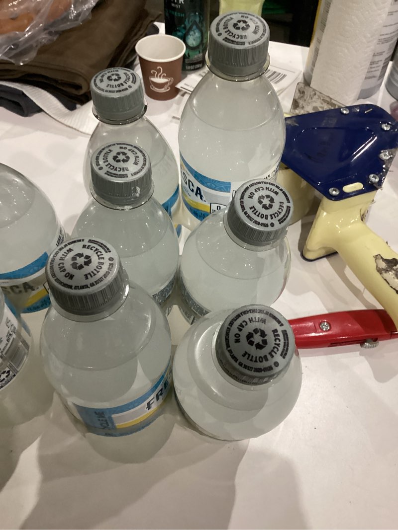 Condition photo showing New/Like New for Fresca Grapefruit Citrus Sparkling Soda Water Bottles, 16.9 fl oz, 6 Pack