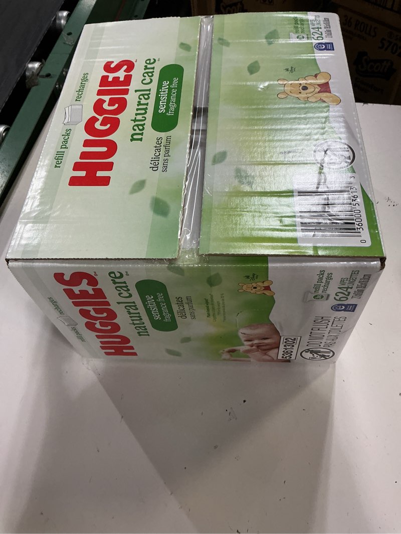 Condition photo showing New/Like New for huggies natural care sensitive baby wipes, hypoallergenic, 99% purified water, 3 refill packs (624 wipes total) unscented 208 count (pack of 3)