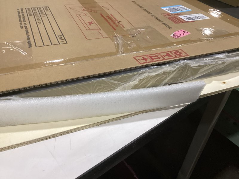 Condition photo showing Good Condition for 18"x24" Matte Gold Mirror for Wall, Brushed Metal Framed Rounded Corner Rectangular Mirror for Bathroom Vanity,Entryway,Living Room,Bedroom,Vertical or Horizontal 24"L x 18"W Brushed Matte Gold