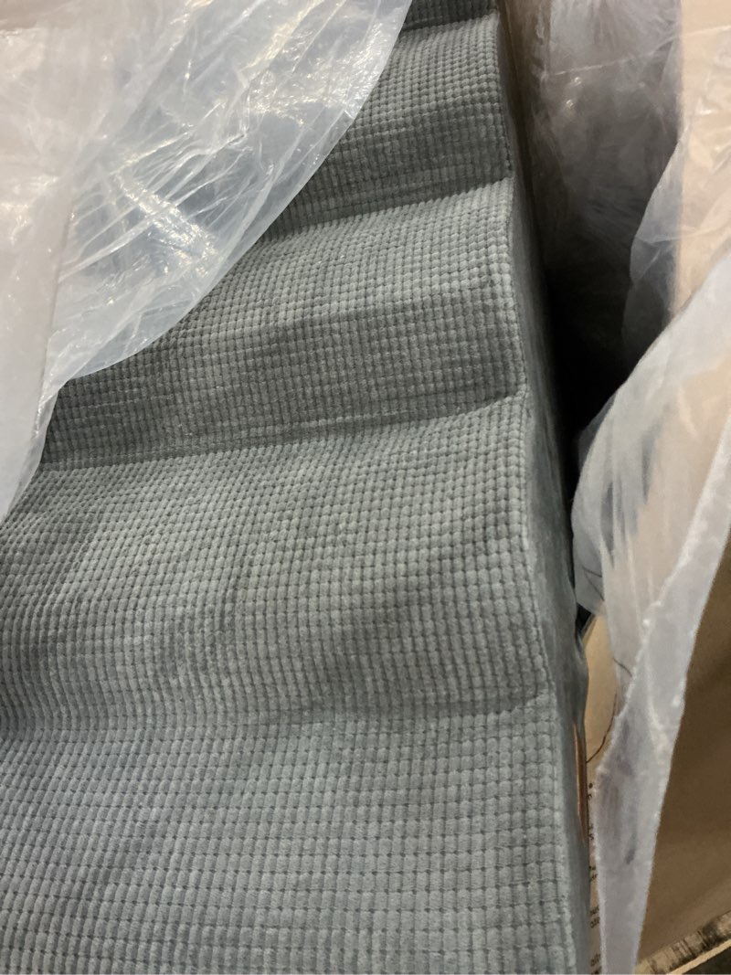 Condition photo showing Good Condition for aodisman 5-step dog stairs and ramp for high bed, non-slip sturdy pet steps for small dogs and cats,22.2" h,grey grey 5 standard 5-step 22.2"h