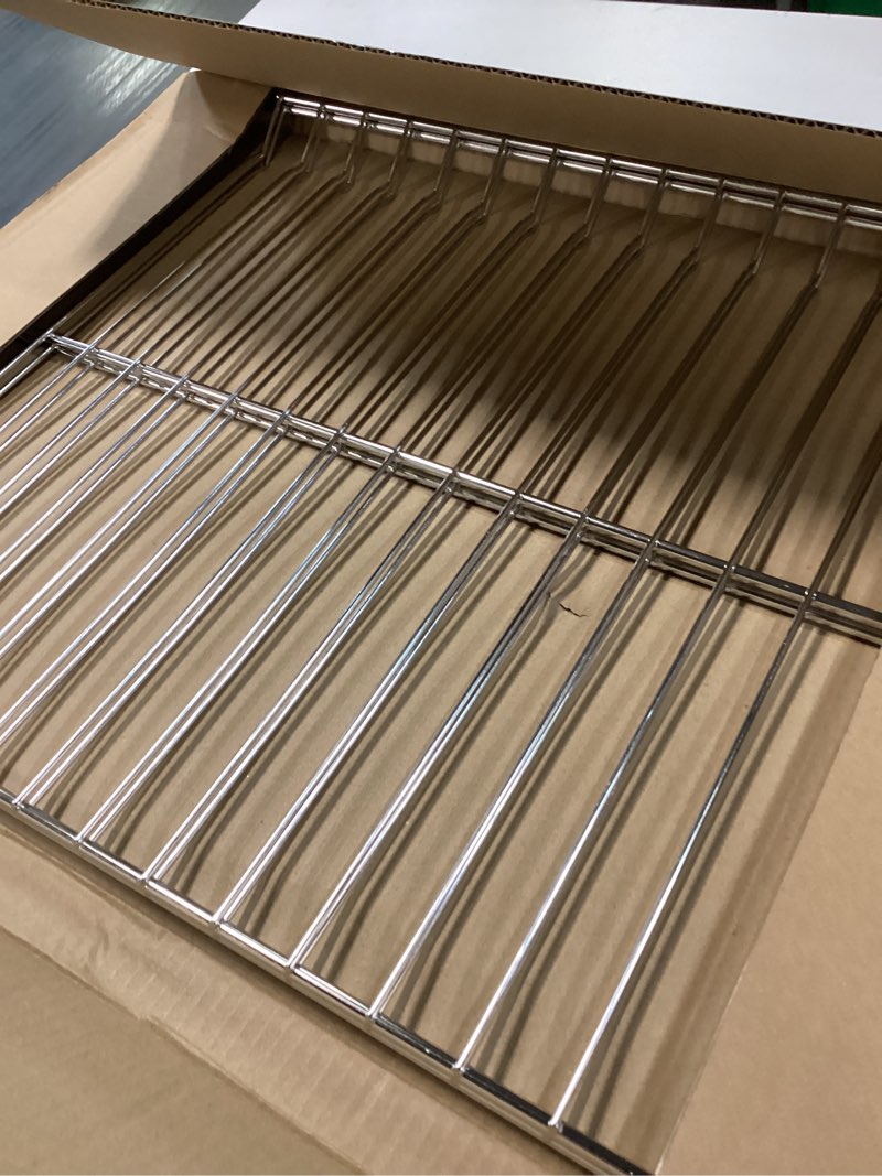 Condition photo showing Good Condition for WB48T10095 Oven Rack Replacement for GE Hotpoint Stove Oven Parts 23.75" x 17.5" Oven Racks GE Profile Spectra XL44 Gas Range Oven Rack Roster Rack-flat Convection Oven Wire Rack Oven Shelf