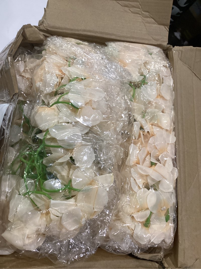 Condition photo showing Good Condition for zeyune 200 pcs artificial hydrangea flowers bulk, white silk hydrangea heads with stems for wedding centerpieces bouquets diy floral arrangements table decor party home decorations 200 white