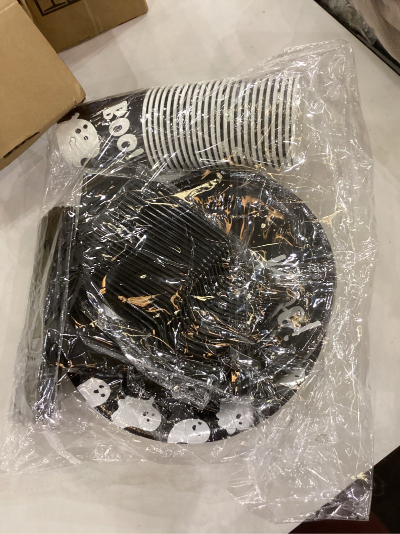 Halloween Paper Plates and Napkins, 144Pcs Black Ghost Plates and Napkins Cute Boo Ghost Tableware S