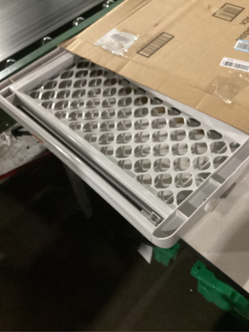 Condition photo showing Good Condition for North States 5-Way Pet Gate, Model# 8619