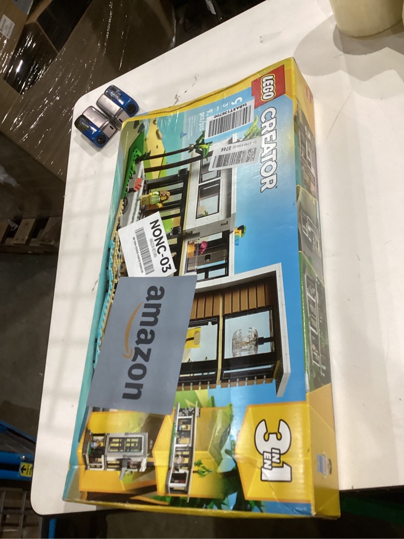 LEGO Creator 3 in 1 Modern Toy House - Kids Toy Building Set with 3 Building Options for Boys & Girl