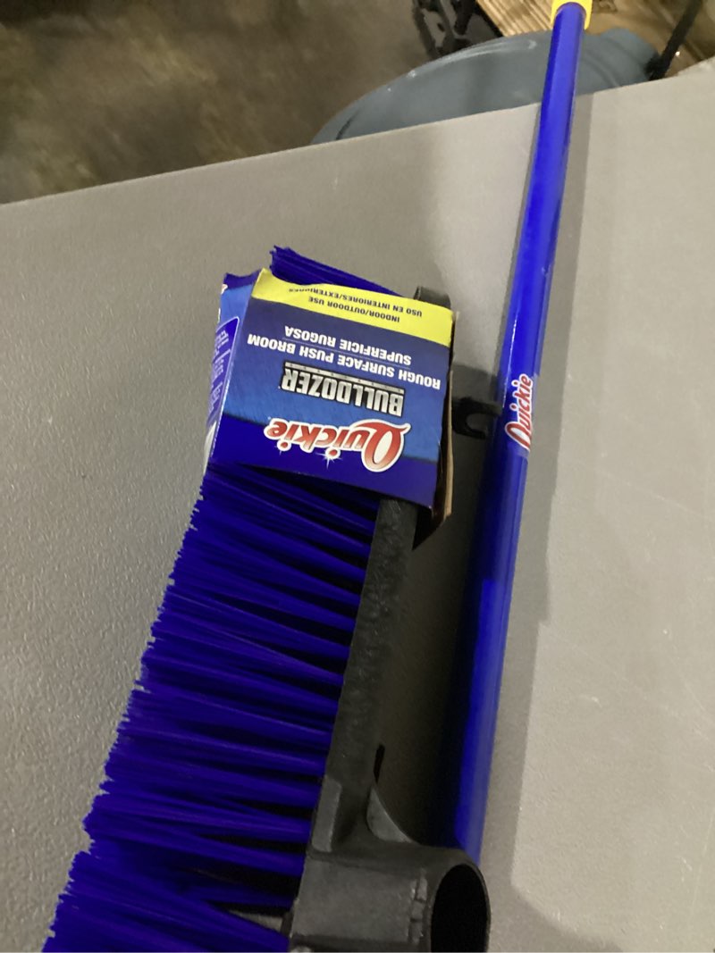 24"stiff poly pushbroom
