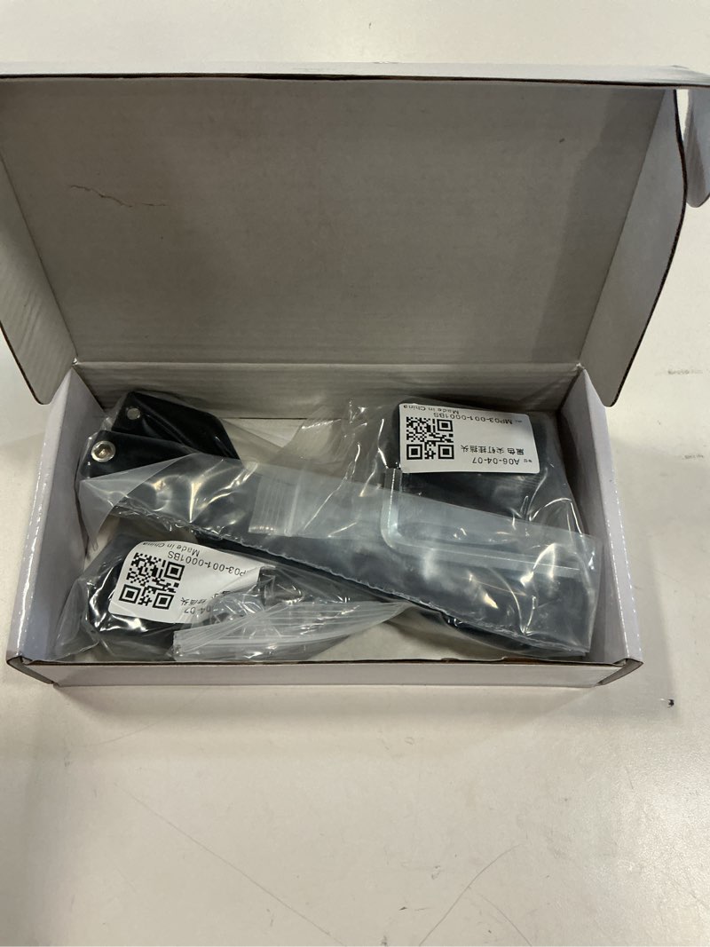 https://lotting-media.assets.bidfta.com/lotting_89103a1e-2a5f-41d5-9ac0-2b35ed703c98
