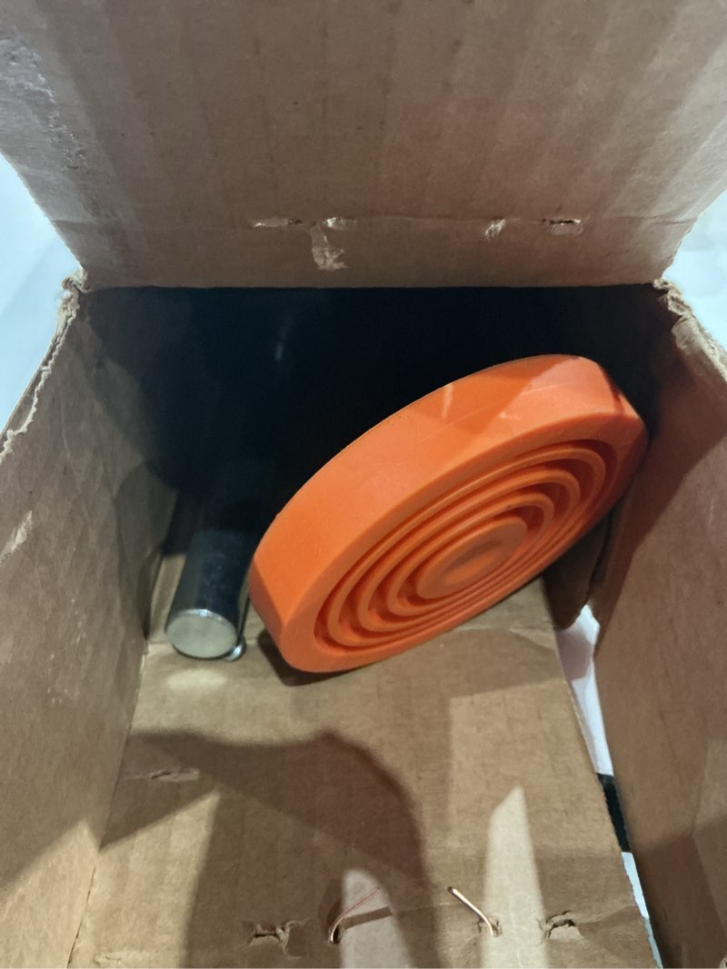 Condition photo showing Good Condition for xtenda-leg® ladder leveler - rubber feet, perfect for extension ladders, stabilizer attachments for safe use - stable platform for uneven ground - easy installation - osha approved - 1 pair