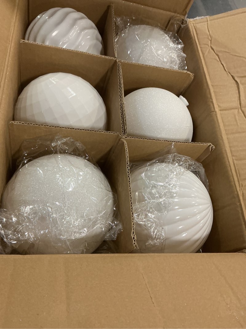 Condition photo showing Good Condition for Poen 12 Pcs 6 Inch Extra Large Christmas Ball Ornaments Outdoor Christmas Tree Decoration Hanging Plastic Balls Oversized Glitter Xmas Balls for Outside Lawn Yard Tree Decoration(White)