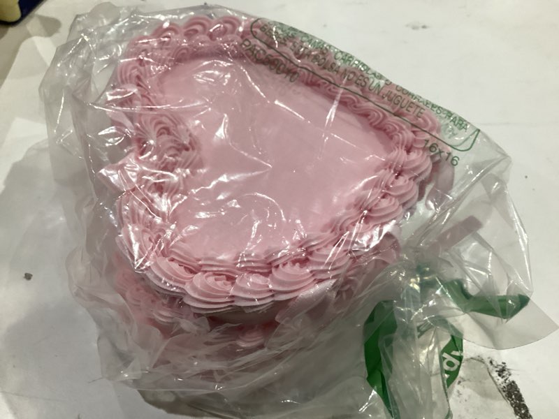 Condition photo showing Good Condition for Remerry 6 Inch Pink Bow Fake Cake Coquettish Birthday Fake Cake Decor Pink Bow Heart Wedding Dessert Props Artificial Heart Dessert for Display Photography Props Women Birthday Wedding Gift Pink Heart