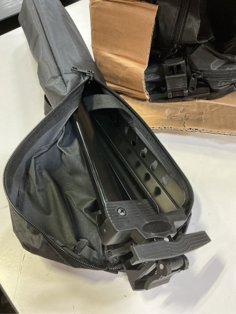 Condition photo showing Good Condition for AROIC10 Pack Painting Display Easel Stand Portable Adjustable Metal Tripod Artist Canvases Height from20to66Inch Extra Sturdy forTable-Top/Floor Painting, Drawingand Displaying,Black with10StorageBag 10P