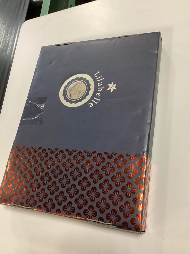 Condition photo showing New/Like New for extra large flower press kit for adults and teens - big flower preservation kit 38 x 29cm (15" x 11.4") - includes expert video tutorials - gift-ready packaging ideal for arts and crafts lovers xl beige