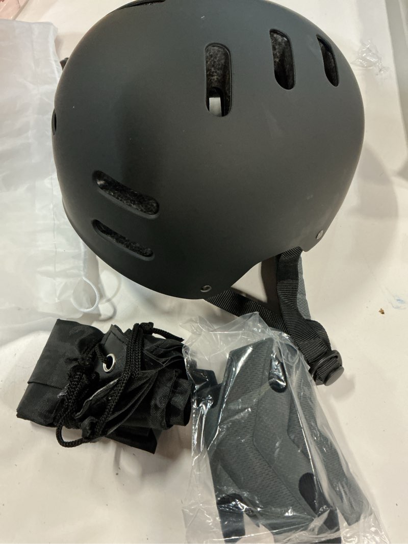 Condition photo showing Good Condition for ((Size Medium ))Skateboard Bike Helmet for Adults Women Men Youth Kids (2-3-5-8-14+ Years Boys Girls) - Lightweight Multi-Sport Adjustable Helmets for Bicycle Skateboard Scooter Skate Cycling Black: 55-58 cm / 21.7\"-22.8\"