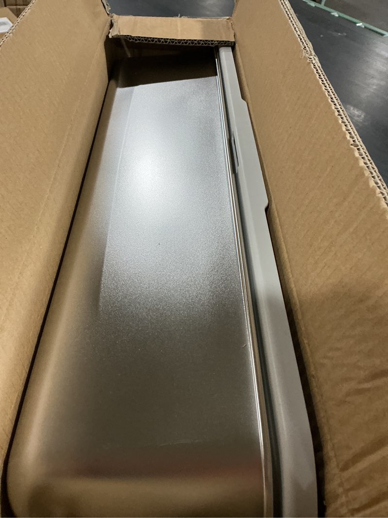 Condition photo showing Good Condition for stainless steel litter box | xl enclosed cat litter boxes with lid for big cats | high sided, anti-urine leakage | non-stick bottom & includes litter mat & metal scoop silver gray x-large