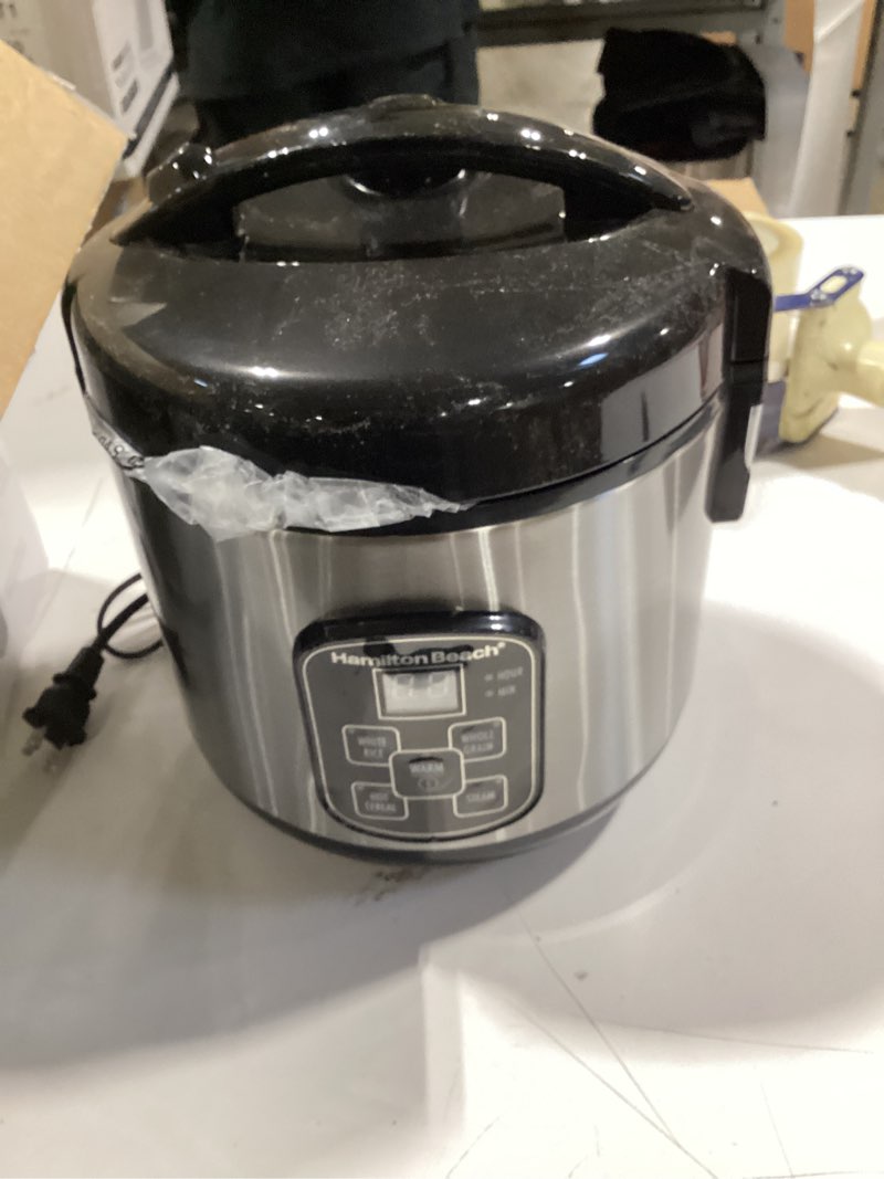 Condition photo showing Good Condition for hamilton beach digital programmable rice cooker & food steamer, 8 cups cooked (4 uncooked), with steam & rinse basket, stainless steel (37518) stainless steel 8 cups cooked (4 uncooked)