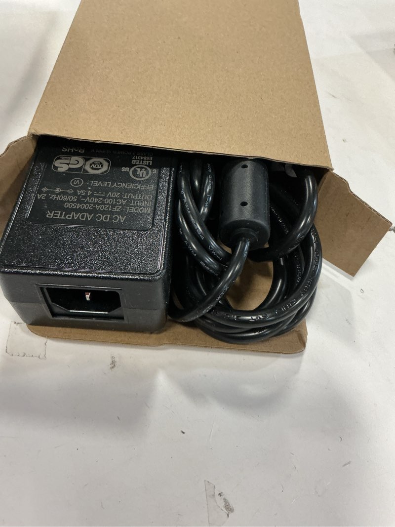https://lotting-media.assets.bidfta.com/lotting_8934afcf-d739-45fd-9f2e-f126684384cb
