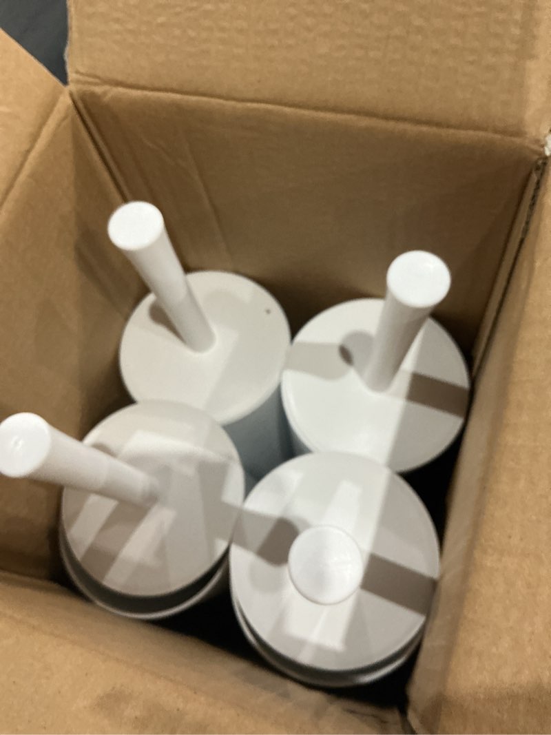 Condition photo showing Good Condition for amazon basics toilet brush and holder set - 4-pack, white (previously amazoncommercial brand)