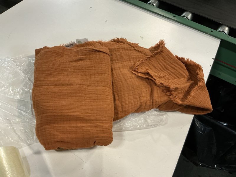Condition photo showing Good Condition for organic airy gauze throw, terecotta