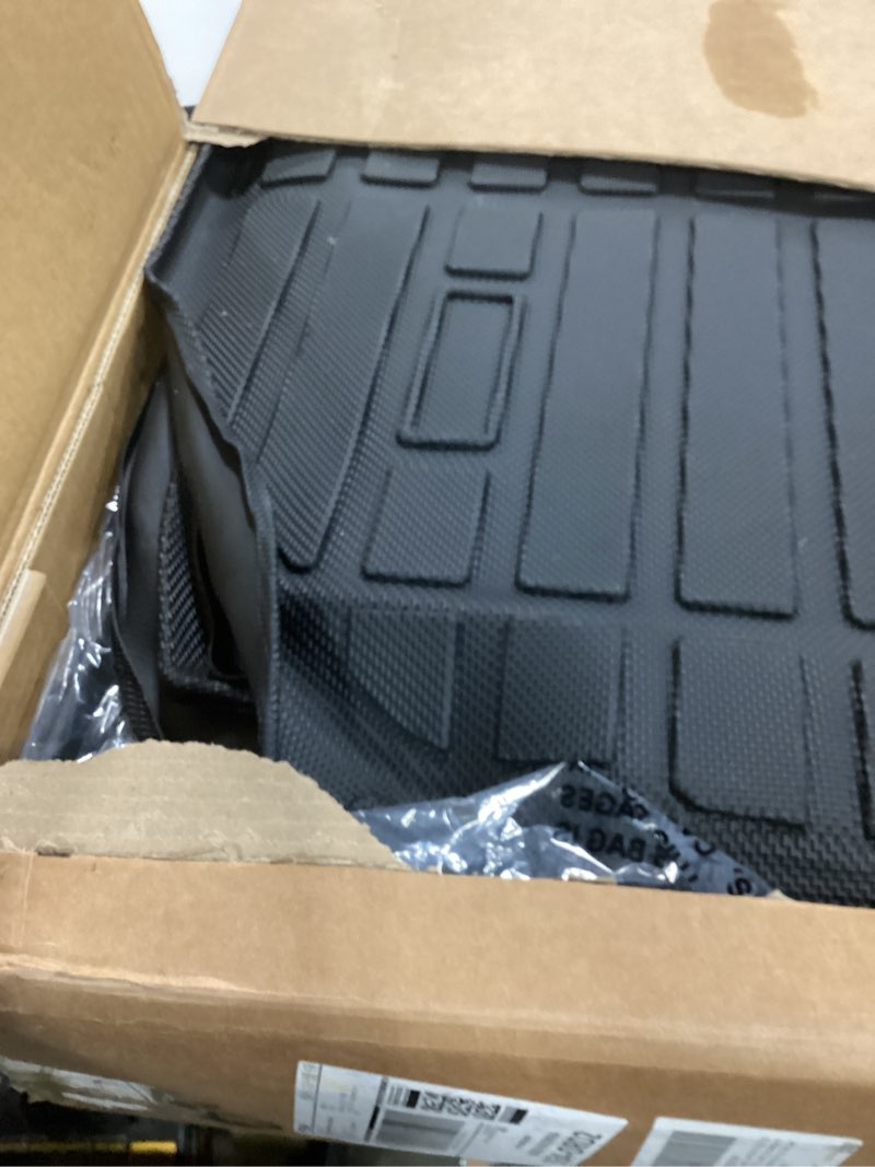Condition photo showing Good Condition for AIPOIL® Floor Mats & Cargo Liner Set for 2021-2025 Genesis GV80 (Only fit 5 Seats) All Weather Protection TPE Anti-Slip Automotive Full Set Custom Car Mats Accessories - Black 21) For GV80 2021-2025 Floor Mats
