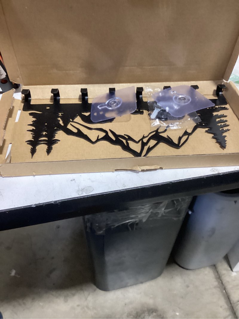 Condition photo showing Good Condition for keys hooks for wall, key holder wall mounter, metal bears hooks, christmas decor, metal decor, mountain forest wall mount hanger rack for entryway front door kitchen hallway garage office (bear)