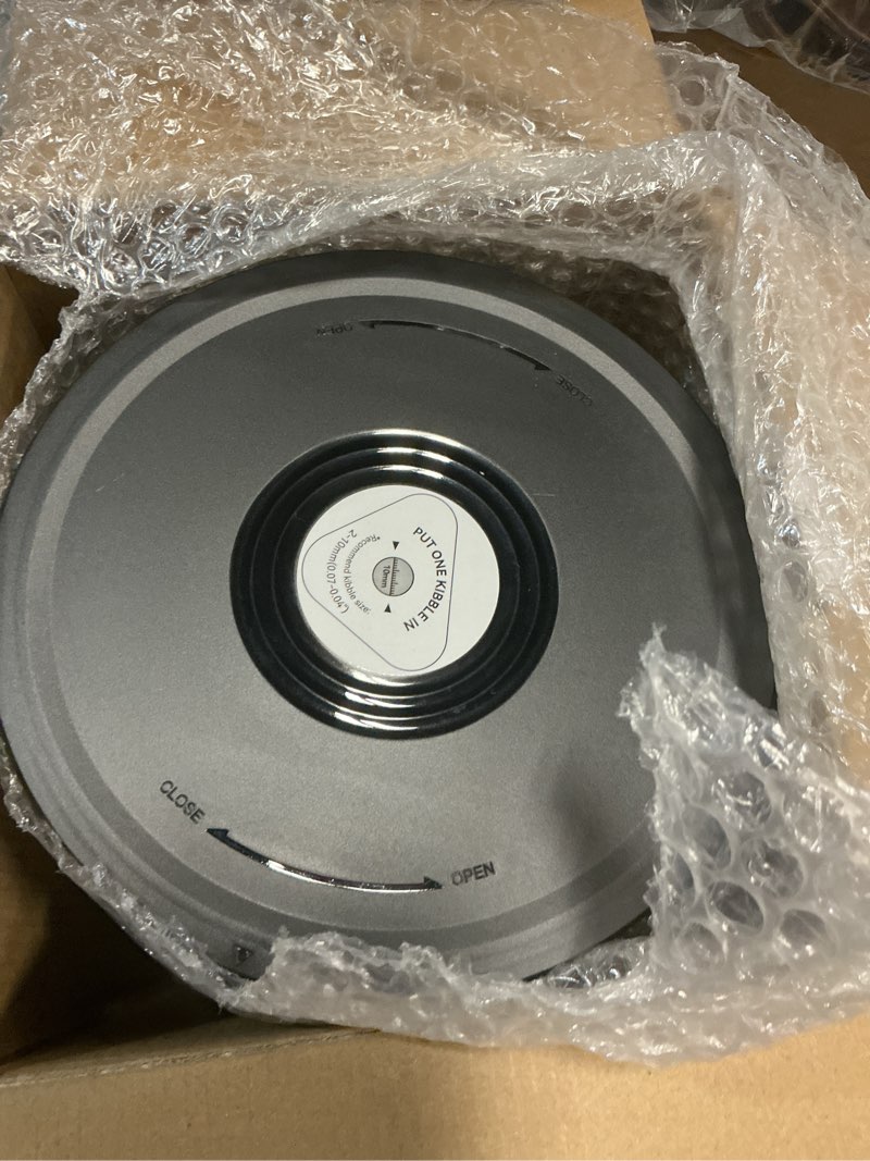 Condition photo showing Good Condition for imipaw automatic cat feeders, 3l timed cat dry food dispenser with desiccant bags, dual power supply, programmable portion size, 6 meals, 20 portions per day, auto pet feeder for cats and small dogs 3l white