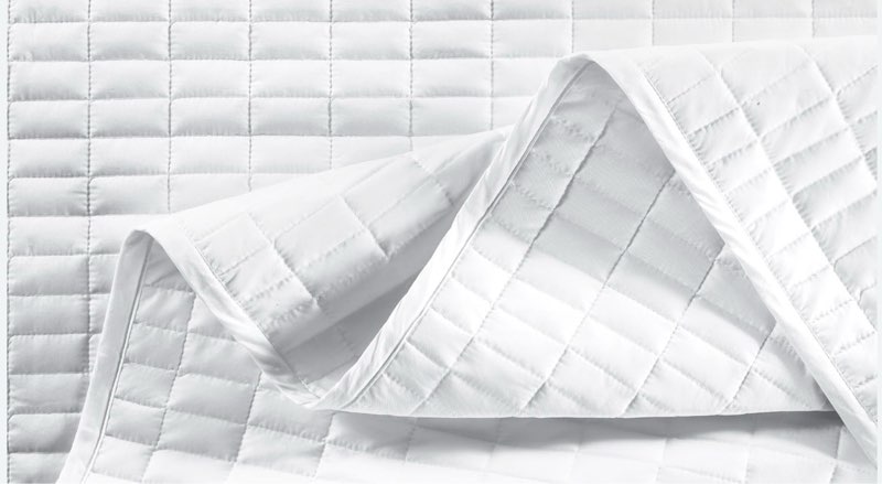 comfort spaces daybed cover - luxe double sided-quilting, all season cozy bedding with bedskirt, mat