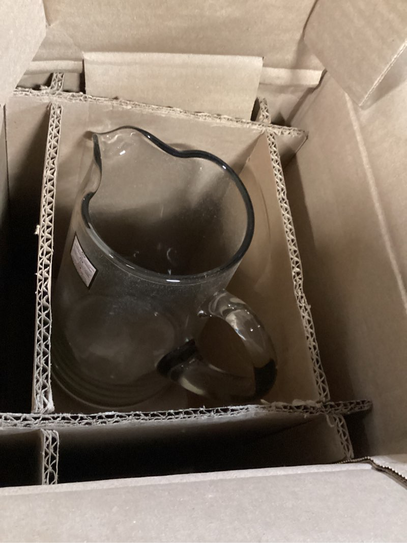 Condition photo showing Good Condition for Libbey Cantina Glass Pitcher in Gift Box, 79.3 oz, Clear