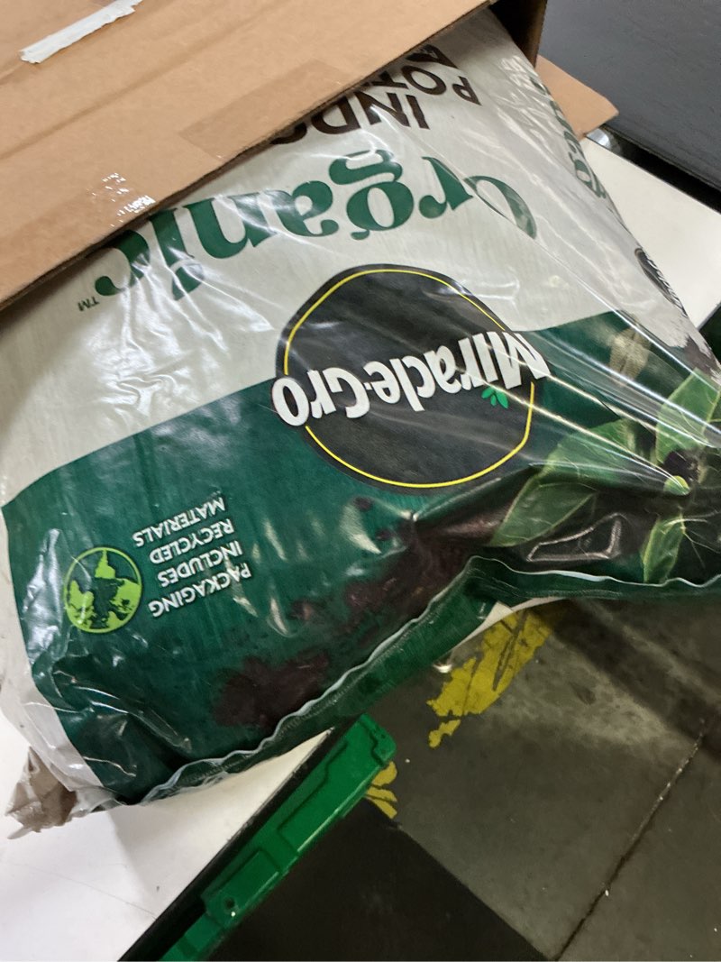 Condition photo showing New/Like New for miracle-gro organic indoor potting mix - protects against over and under watering, planting soil for indoor container plants, houseplants and starter plants, omri listed, 16 qt. 16qt indoor