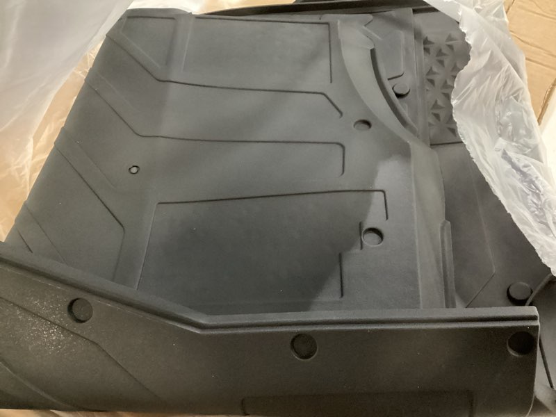 Condition photo showing Good Condition for kemimoto utv floor mats compatible with polaris ranger xd 1500 crew, 4pcs tpe front rear floor mat, four-seats anti-slip rubber floor liners, waterproof heavy-duty durable 2024 2025 accessories