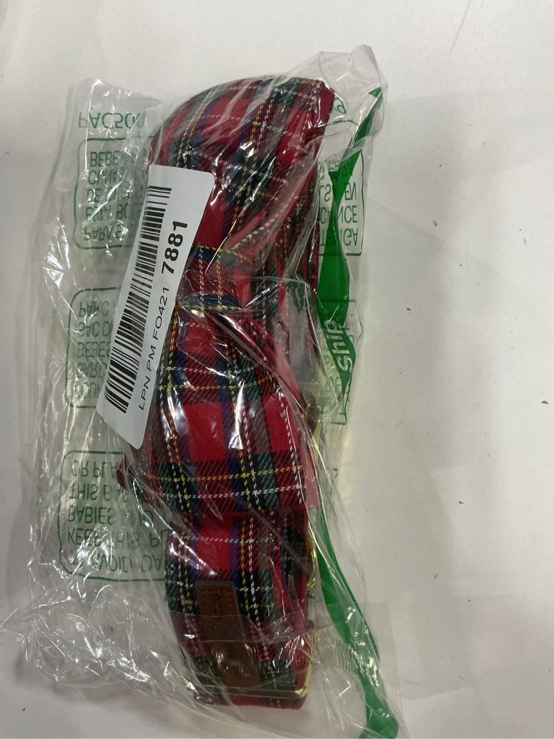 Condition photo showing Good Condition for Unique style paws Christmas Dog Collar Bow tie Collar Adjustable Collars for Dogs Small Medium Large