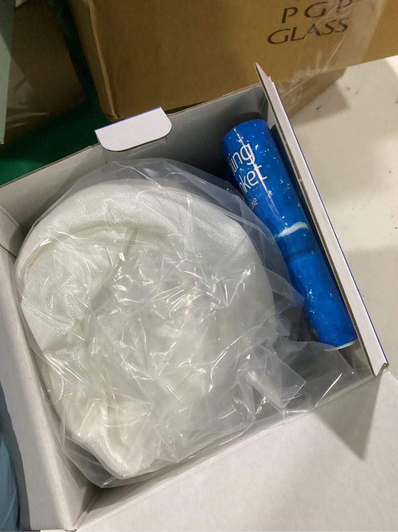 Condition photo showing Good Condition for elegear revolutionary cooling blanket queen, absorbs heat to keep body cool for night sweats, double sided arc-chill3.0 cool fiber q-max>0.5, lightweight summer cold blankets sleeping 79" x 86" white full/queen (79" x 86")