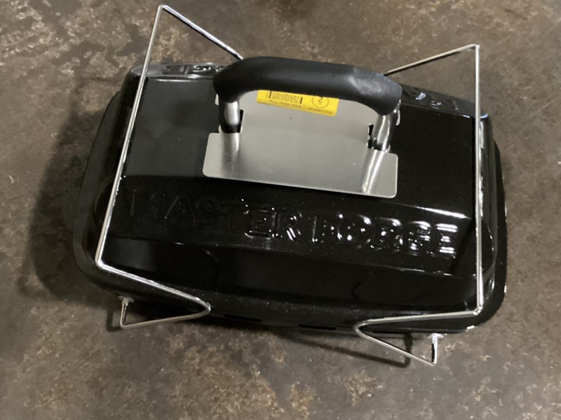 Condition photo showing Good Condition for master forge small 177-sq. in black portable liquid propane grill